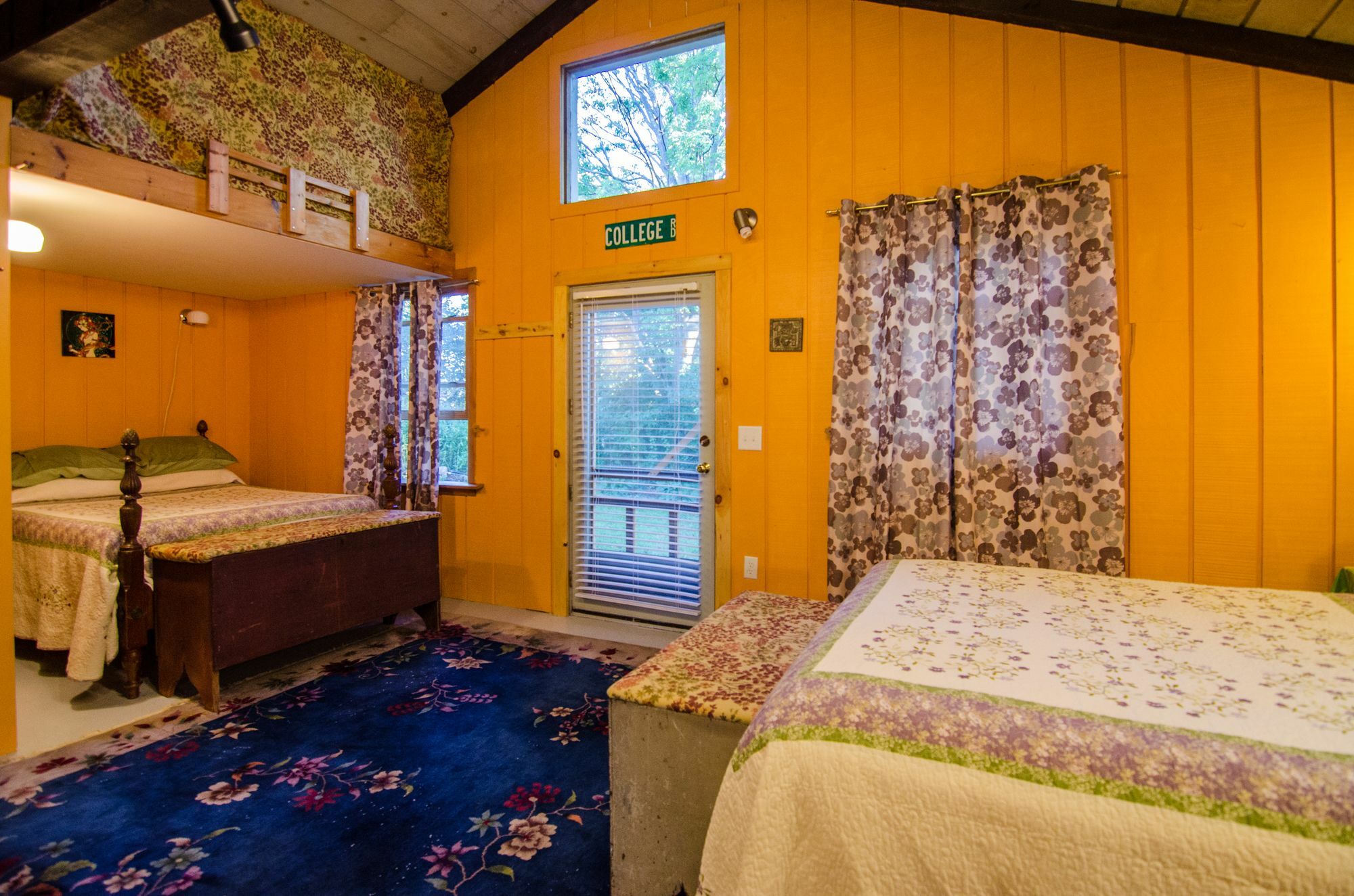برلينغتون Inn At Charlotte B&B المظهر الخارجي الصورة