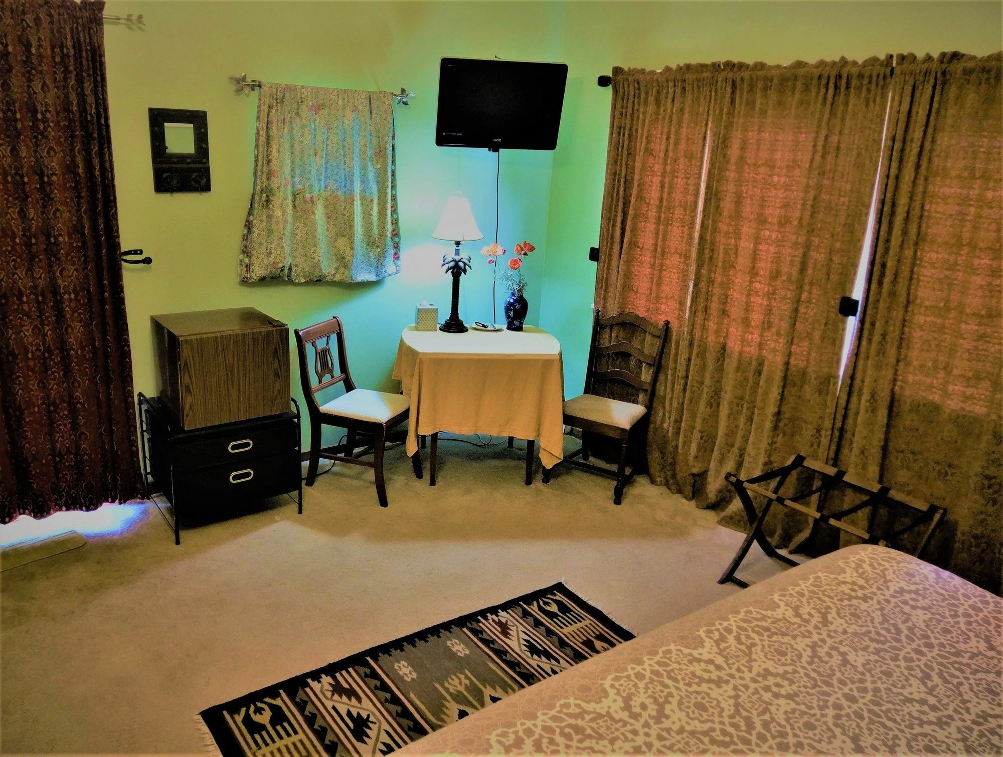 برلينغتون Inn At Charlotte B&B المظهر الخارجي الصورة